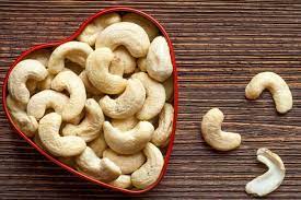 Cashew nuts contain anti-inflammatory properties